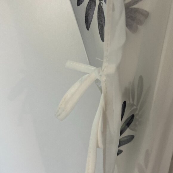 Boho style Floral Shawl Cover up with Fringe - Picture 6 of 8